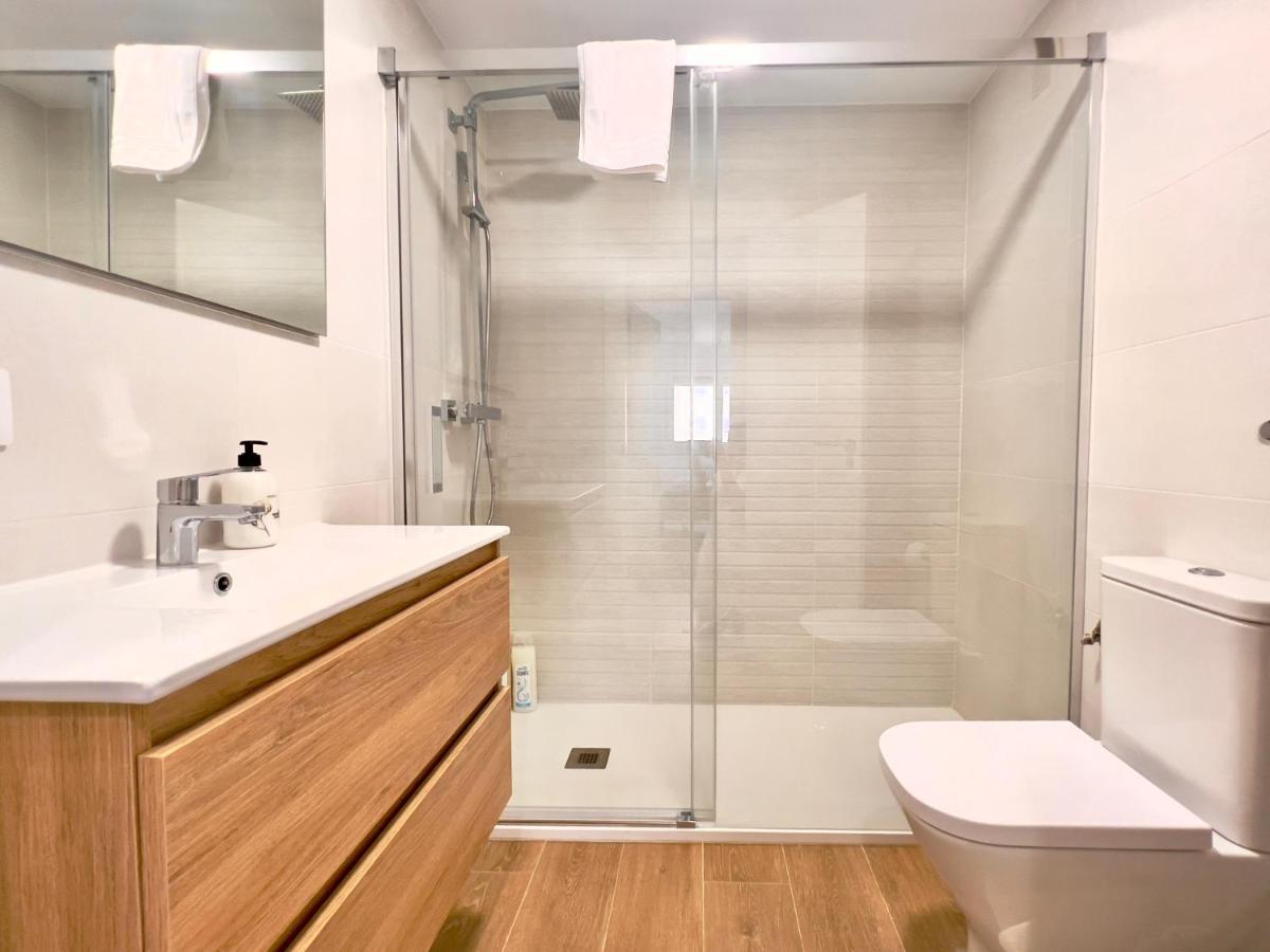 Housing Leon Ana Mogas Con Garaje Apartment Ngoại thất bức ảnh