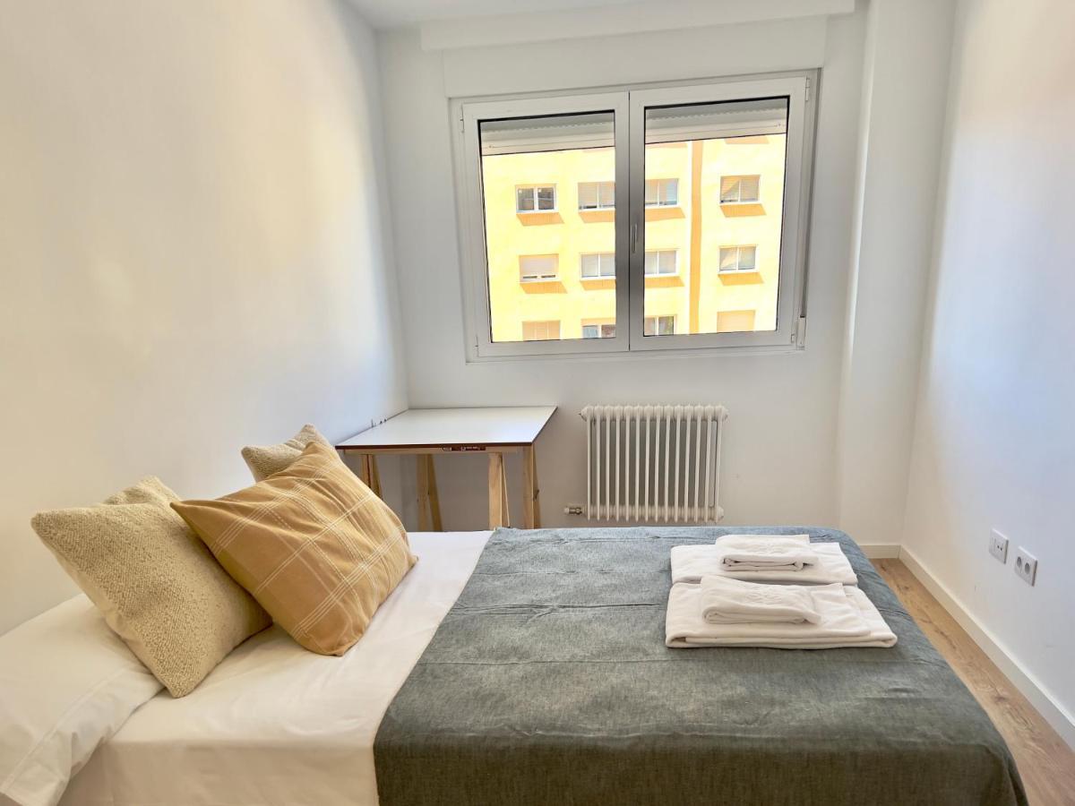 Housing Leon Ana Mogas Con Garaje Apartment Ngoại thất bức ảnh